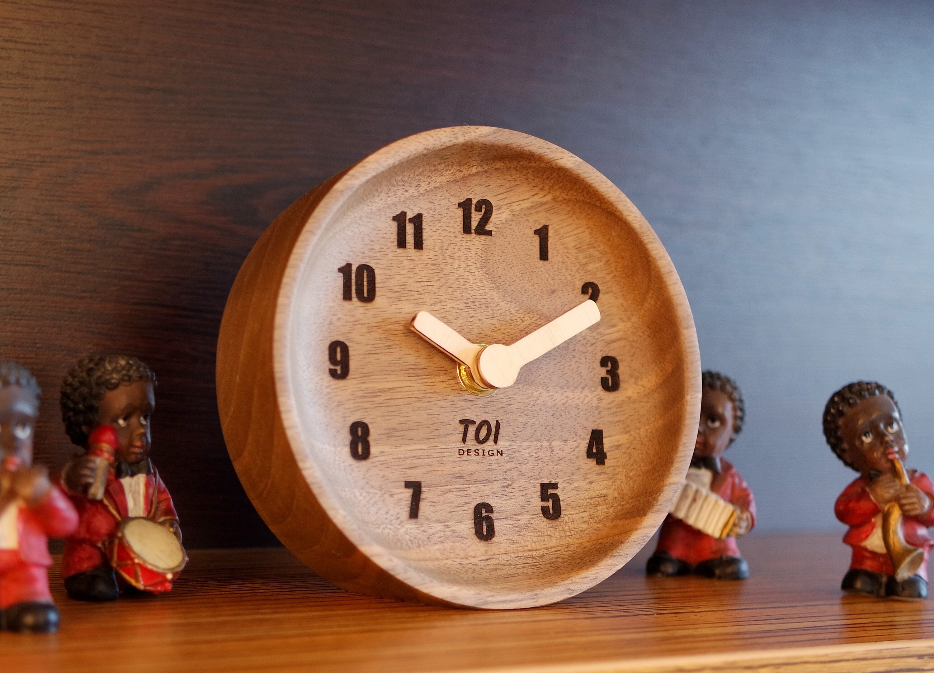 Masif Ceviz Masa Saati | El Yapımı Huş İbreli & Sessiz Mekanizma | 12cm