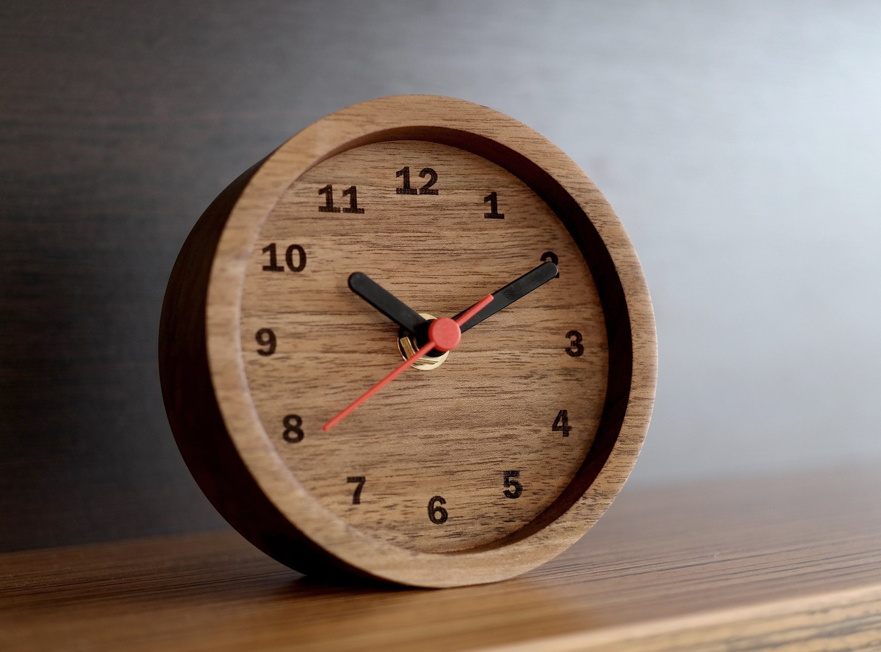 Handmade Walnut Wood Desk Clock: 11cm Table Clock